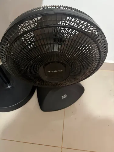 Dois ventiladores Cadence para conserto ou retirada de peças