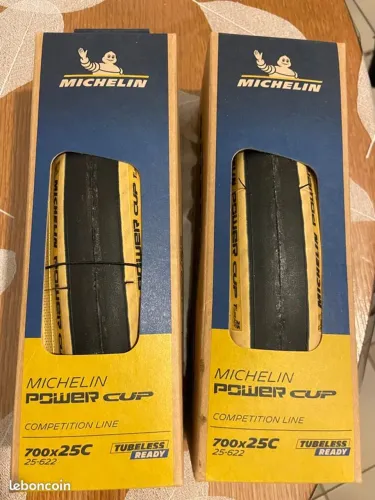 Pneu Michelin Power Cup tubeless par 700x25