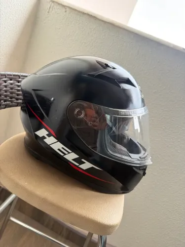 Capacete helt