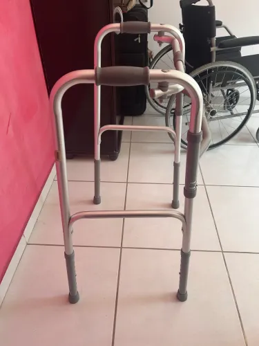 Andador Adulto Alumínio Dobrável Articulado