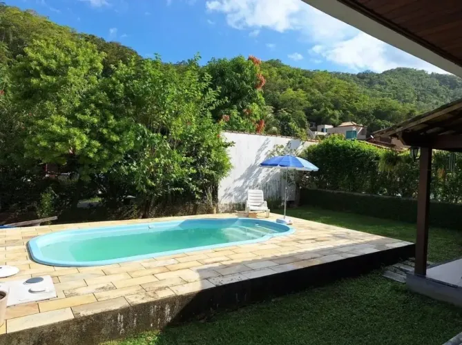 VENDO CASA EM CONDOMÍNIO UBÁ RECANTO - NITERÓI