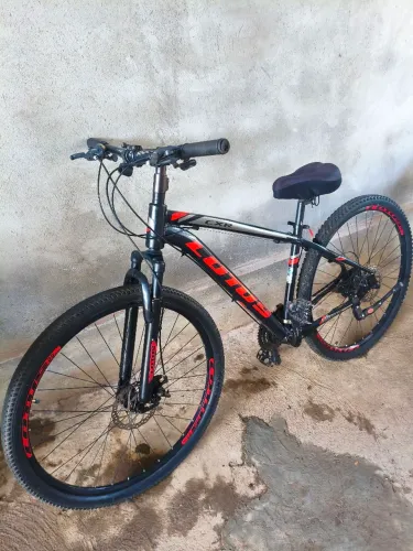 Bicicleta Lottus 29 - Preta - Conservada