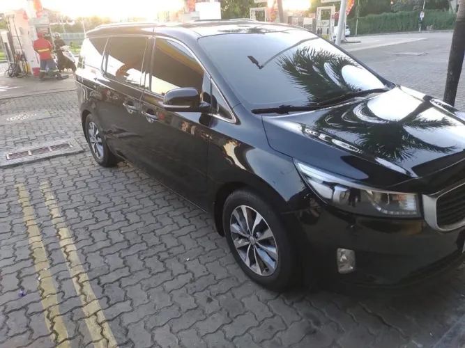Kia Motors Grand Carnival EX 3.3 V6 24V 270cv Aut. 2016