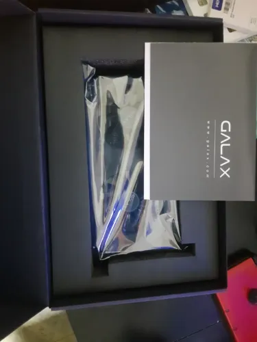 VENDO RTX 3060 12GB GALAX LEIA