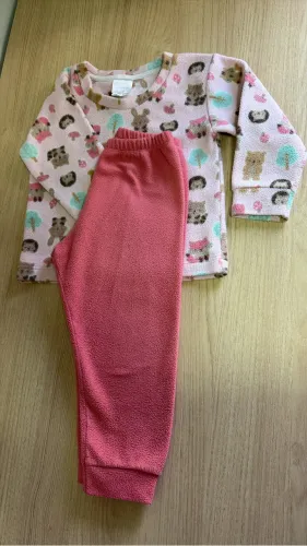 Conjunto fleece - tamanho 2 anos!