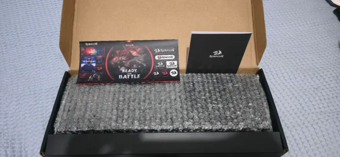 Teclado mecânico Gamer Redragon Kurama, RGB Switch Outemu Brown