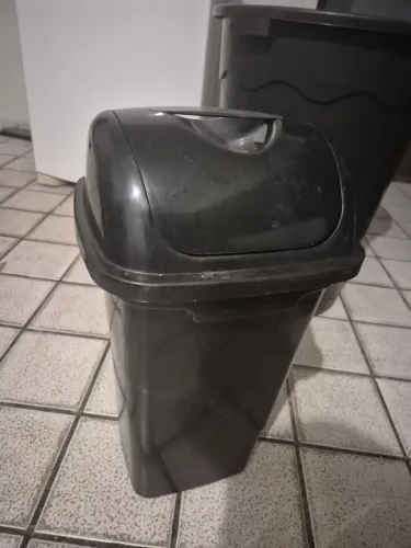 Balde de Lixo 25L