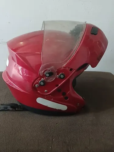 Capacete robocop