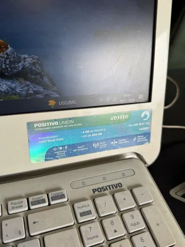Computador completo usado em bom estado
