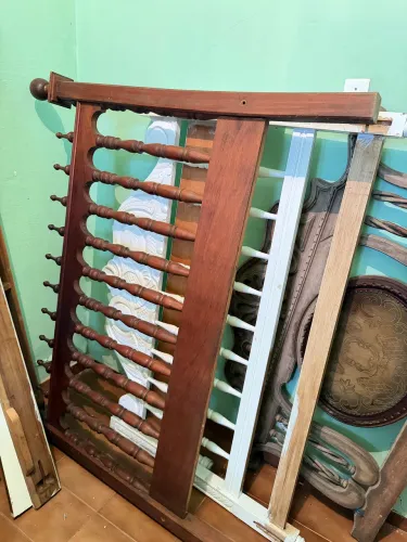 Cama de madeira