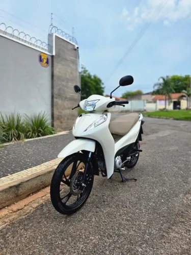 Honda Biz 125 EX/ 125 EX Flex 2026
