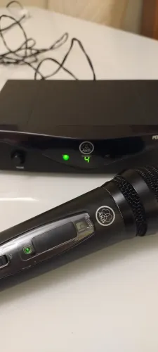Microfone sem fio AKG