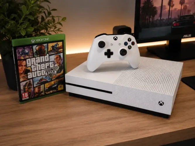 Xbox one S 4 jogos + controle original