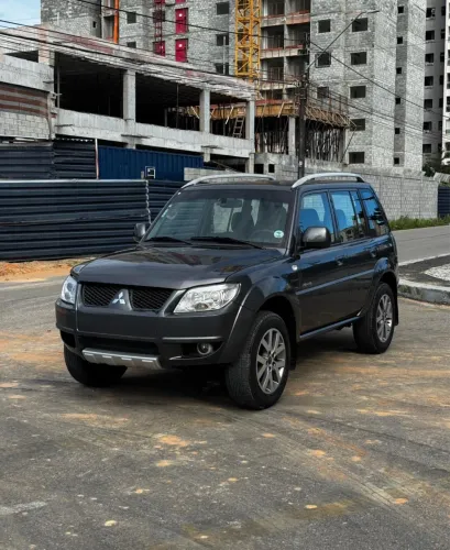 Mitsubishi Pajero TR4 2.0/ 2.0 Flex 16V 4X4 Aut. 2015