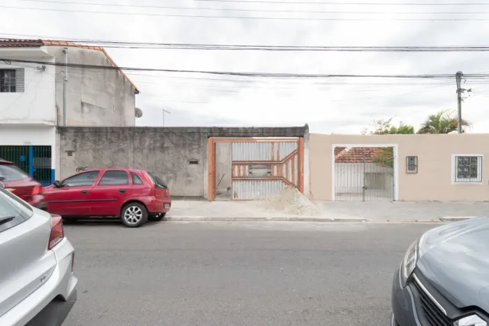 Galpão na Rua Evaldo Calabrez, 226 125 m²
