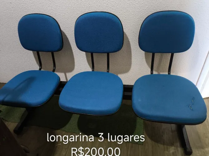Cadeira de espera três lugares