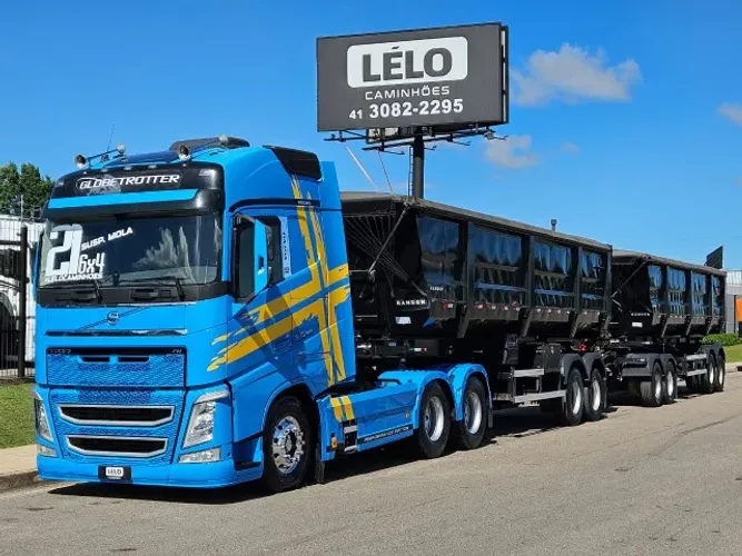 Volvo FH 540 6x4 bug Leve Globetrotter Ano 21 + Rodocaçamba Randon Ano 24 35m³ Lona Fácil