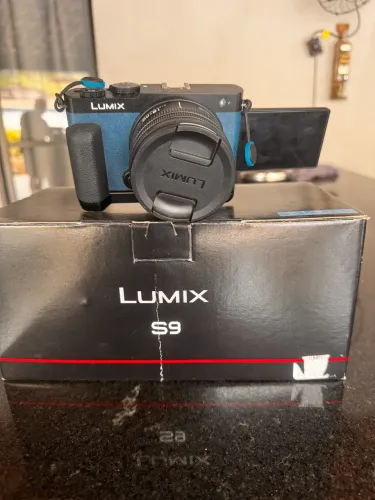Panasonic LUMIX S9 + 18-40