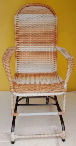 Cadeira de balanço com molas (NOVA)