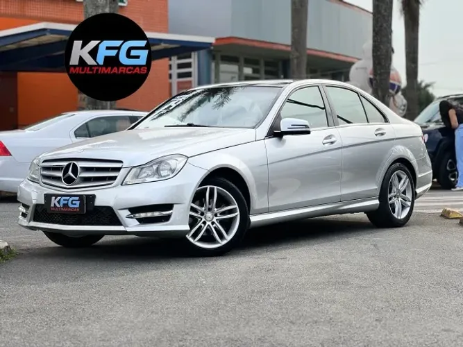 Mercedes-Benz C-180 CGI Sport 1.6 TB 16V 156cv Aut. 2014