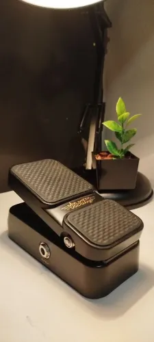 Pedal Volume Wah Sonicake