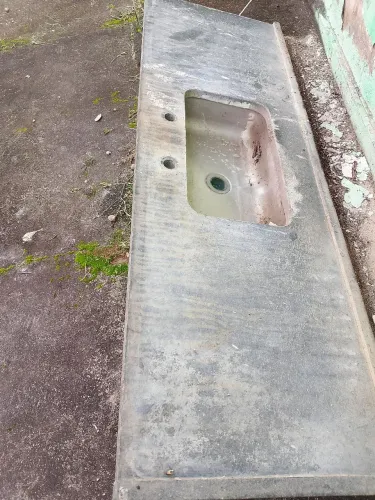 Vendo 2 pias de granito