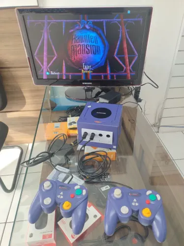 Nintendo GameCube Roxo em excelente estado 