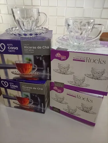 Xícaras de Chá