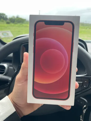 Vendo ou troco IPhone 12 128GB na caixa 