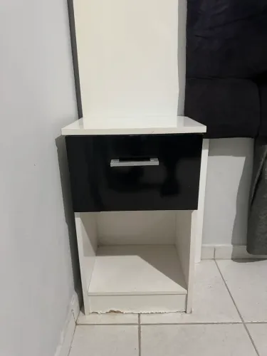 Cabeceira em Suede preto Queen (usada)