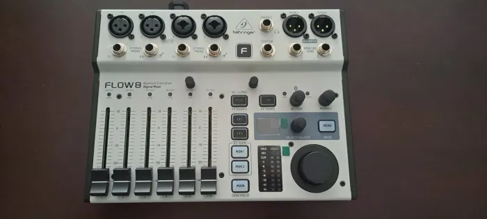Kit podcast e estúdio