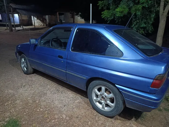 Ford Escort GL 1.8i / 1.8 (álcool) 1996