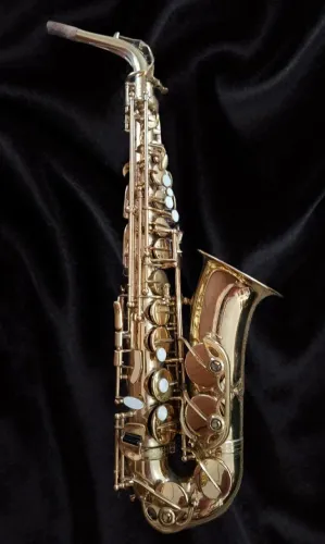 Saxofone Alto Eagle mod 0407