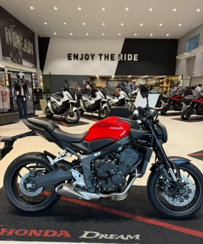 Honda CB 650R E-Clutch 2027 0km - Autorizada Honda Dream