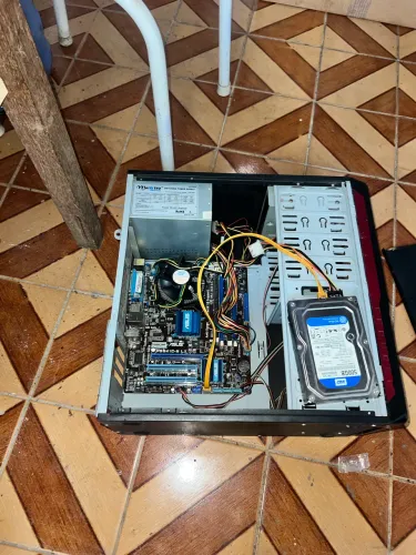 CPU Core 2 Quad Q8300