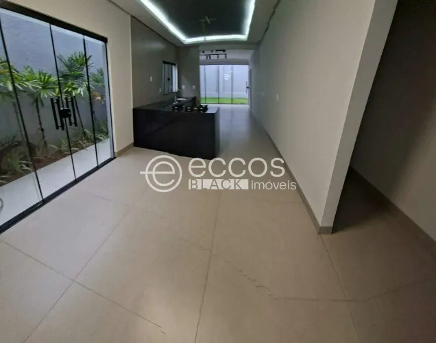 Casa à venda, 3 quartos, 3 suítes, 2 vagas, Cidade Jardim - Uberlândia/MG