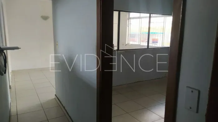 Sala comercial para locação piso superior