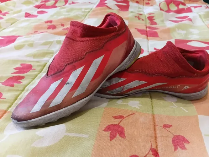 Chuteira de Society número 36 adidas crazyfast usada