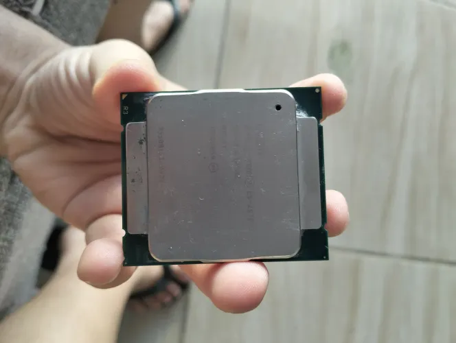 xeon E5-2670 v3