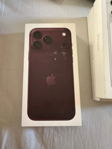 iPhone 18 pro max 512 Bordo