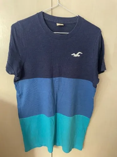 Camiseta Hollister Original - Tamanho M (Medium)