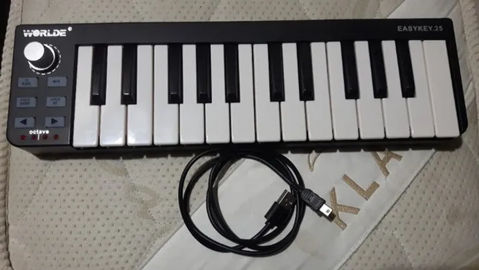 Mini Teclado Sintetizador Easykey