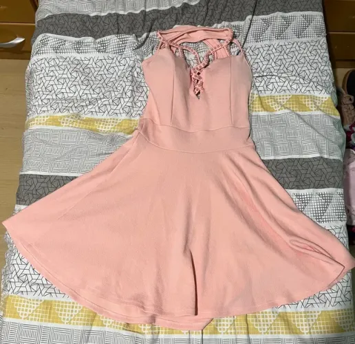 Vestido de festa curto - rosa