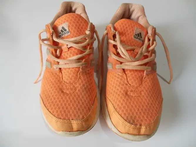 Tênis Adidas Laranja n. 38