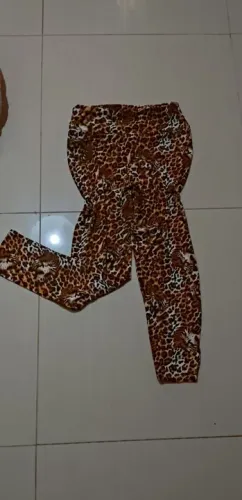 calça animal print tecido gelado<br>tamanho: g
