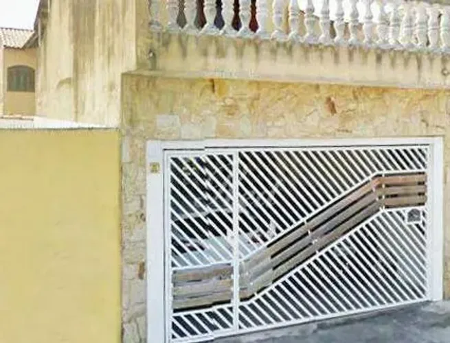 Casa com 3 dormitórios à venda, 188 m² por R$ 588.000,00 - Vila Urupês - Suzano/SP