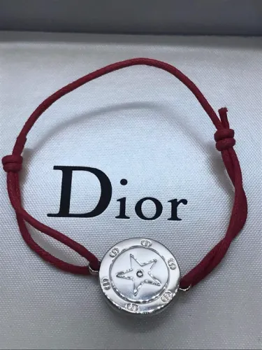 Dior pulseira logo prateado 