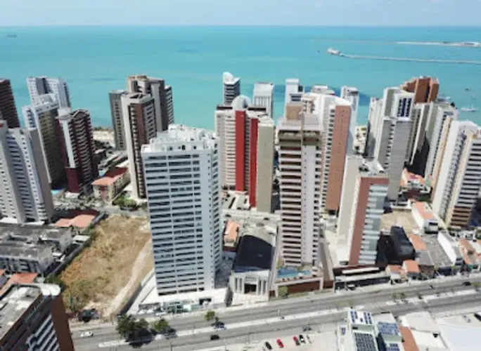 Compacto tipo loft perto da Beira Mar liga 9 8 7 4 8 3 1 0 8 Diego9989f pier430