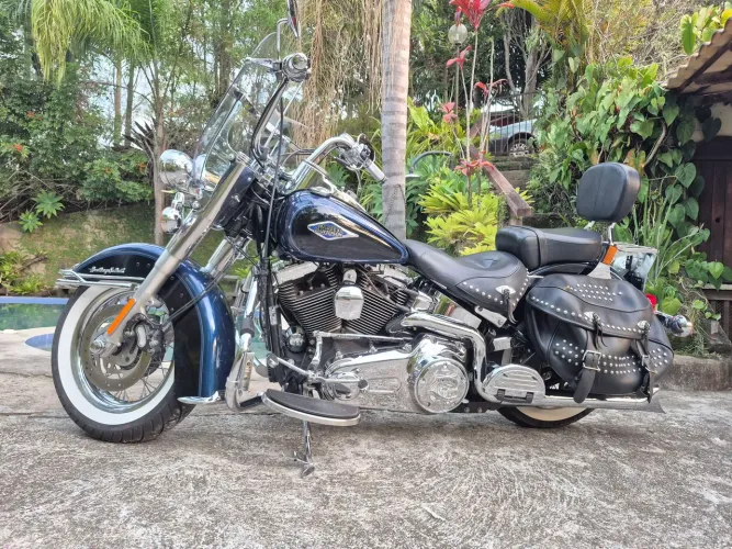 Harley Soft Classic 2014 estado de nova com 30k em acessórios 