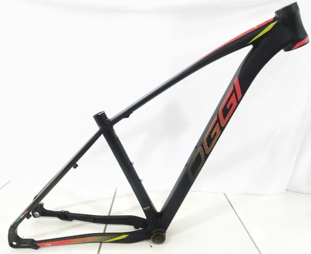 Quadro 29 Oggi Big Wheel Boost 7.6 Tam.17 (troco por GoPro)